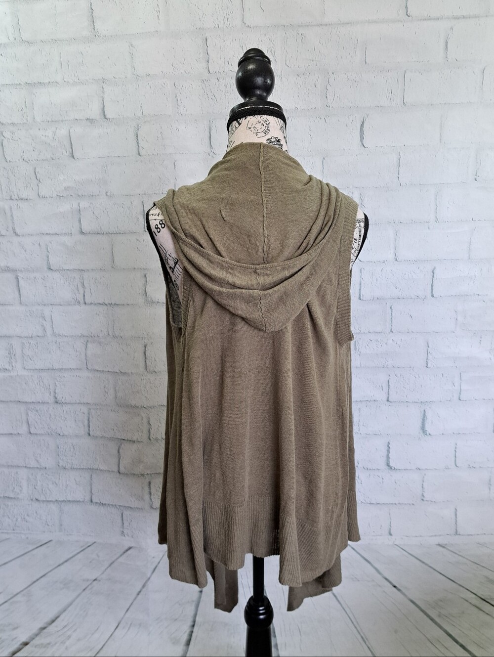 Acrobat Linen Sweater - Picture 3 of 6